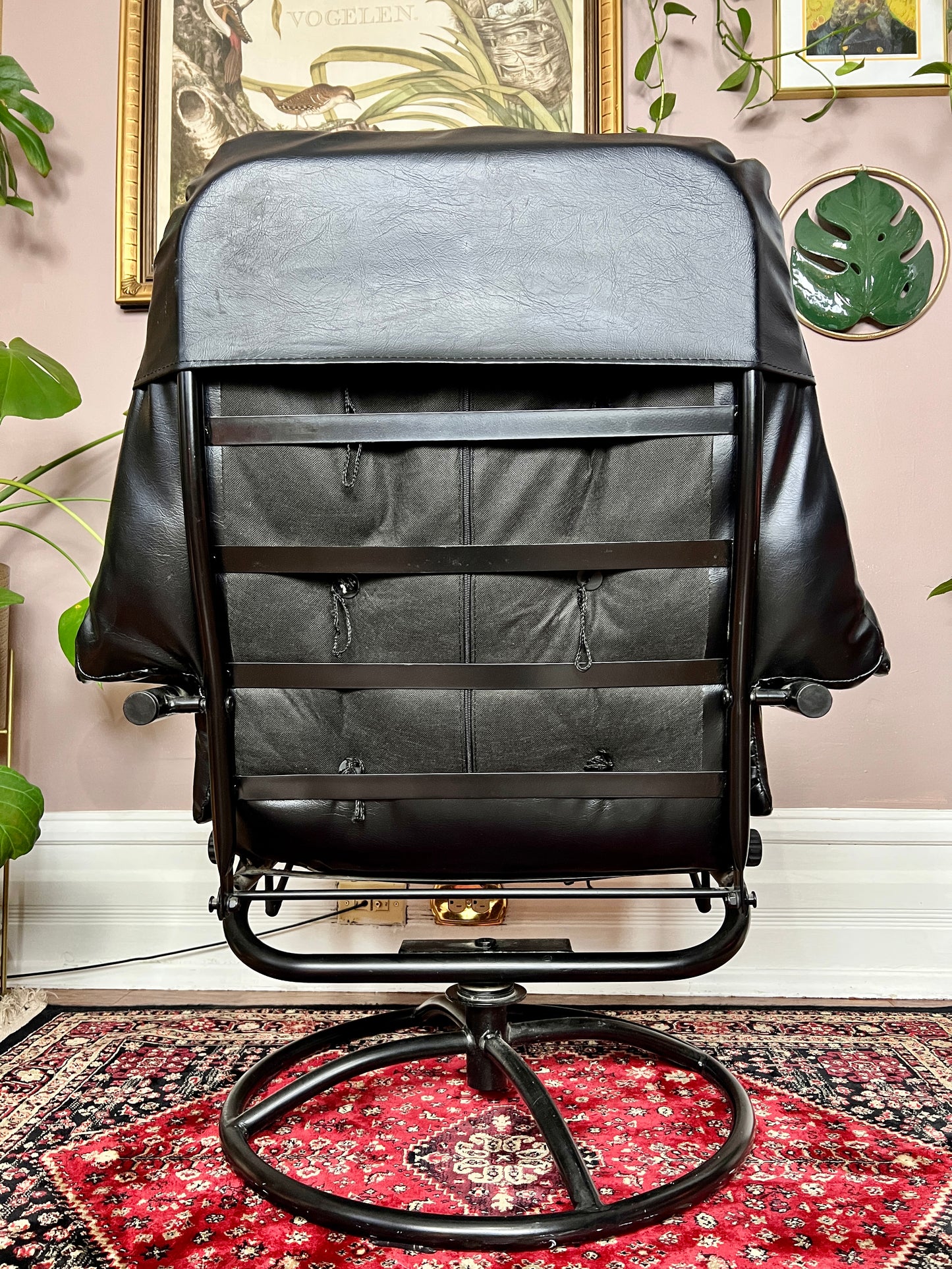 The Jesper Recliner Chair & Ottoman