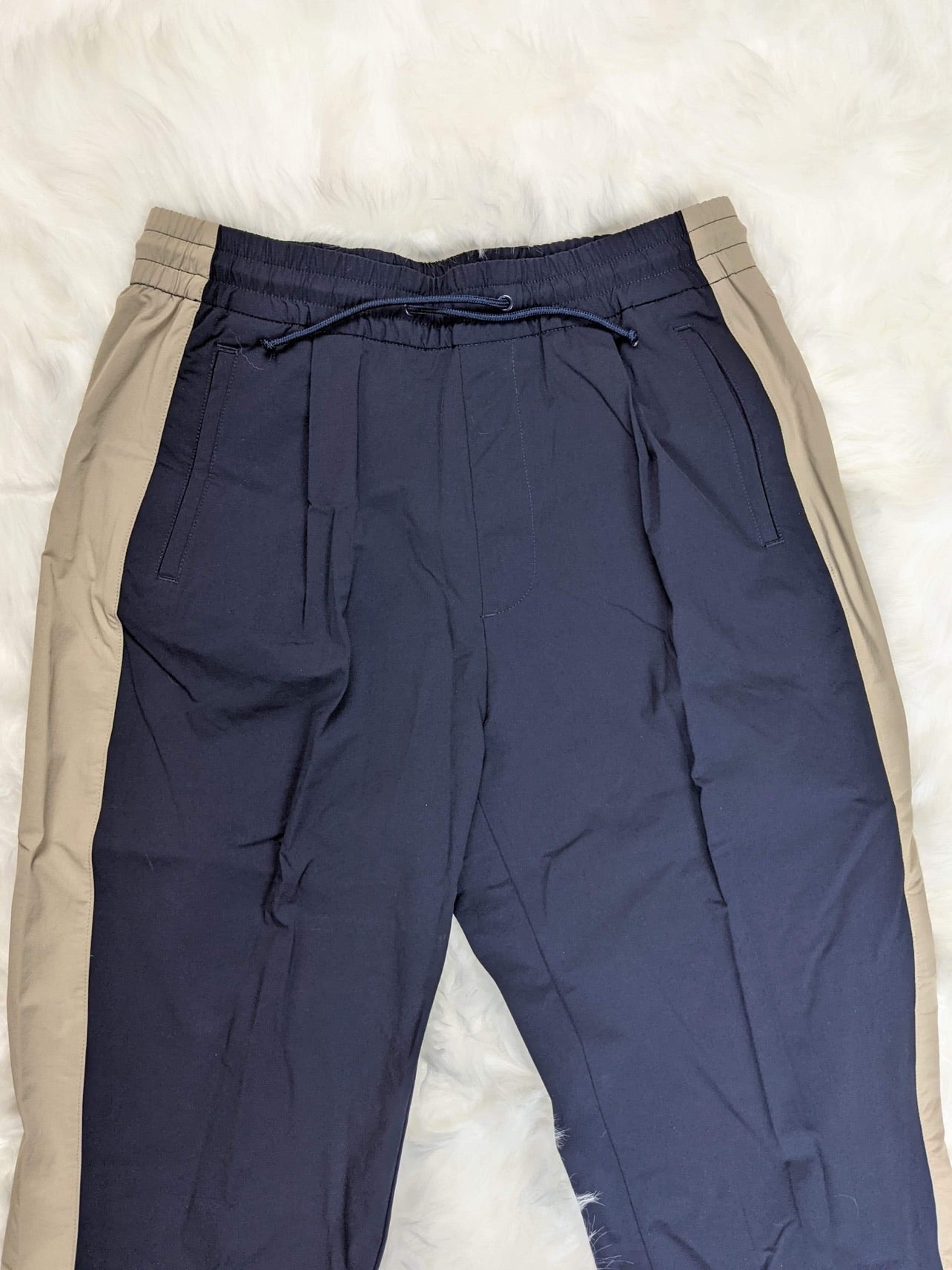 track pants blue beige stripes retro style