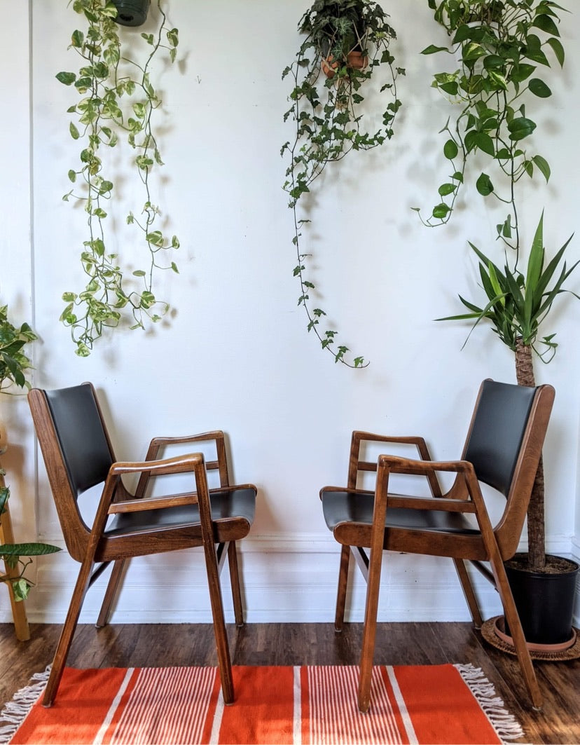 The Brødre Chair (Only 1 left!)