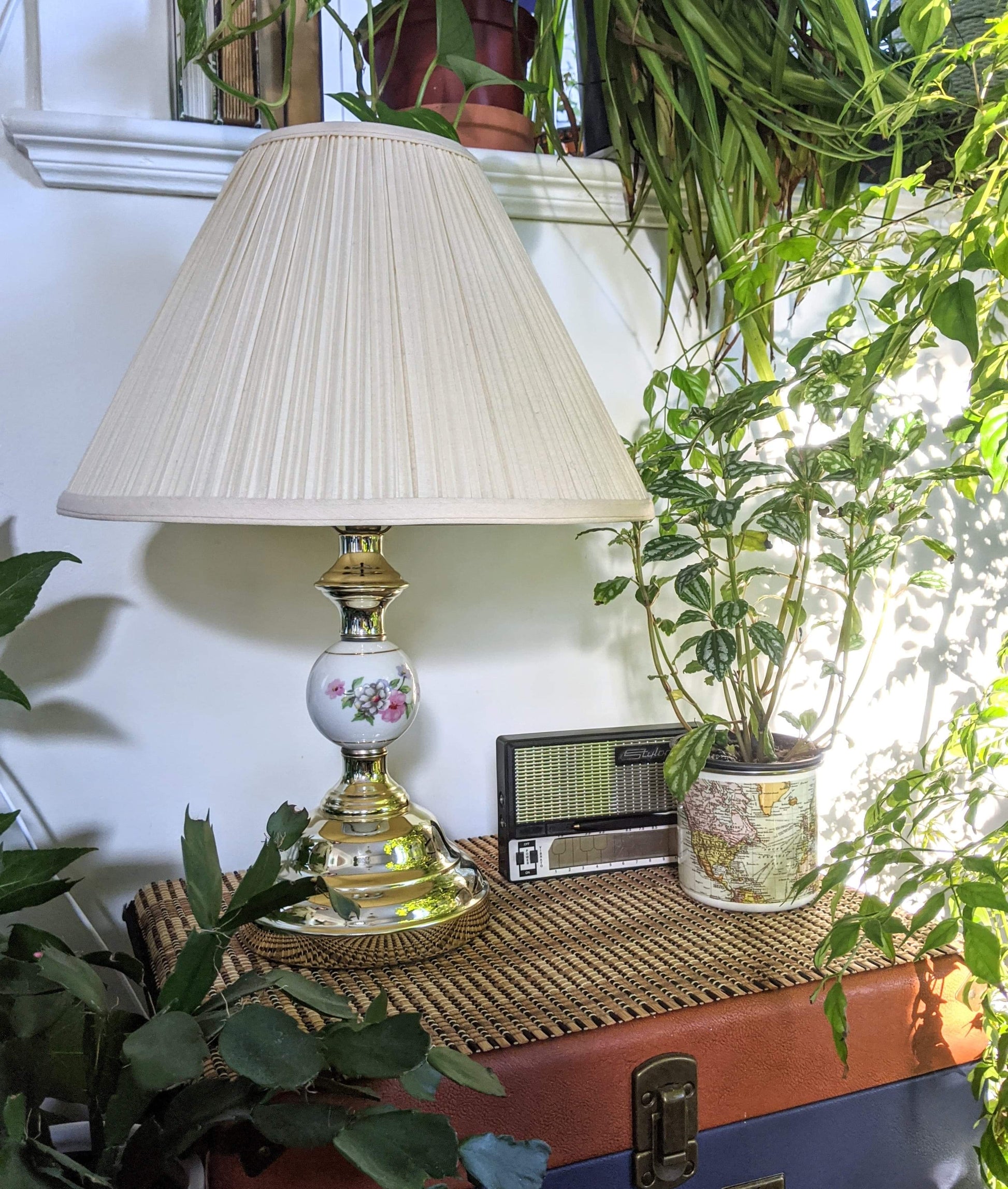 Vintage Retro Brass Lamp Floral Motif White Porcelain Victoria BC Secondhand thrift antique