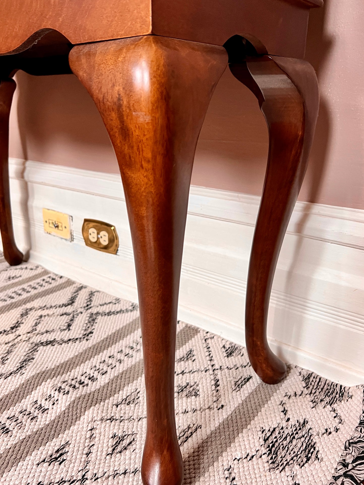 The Mahogany Planter