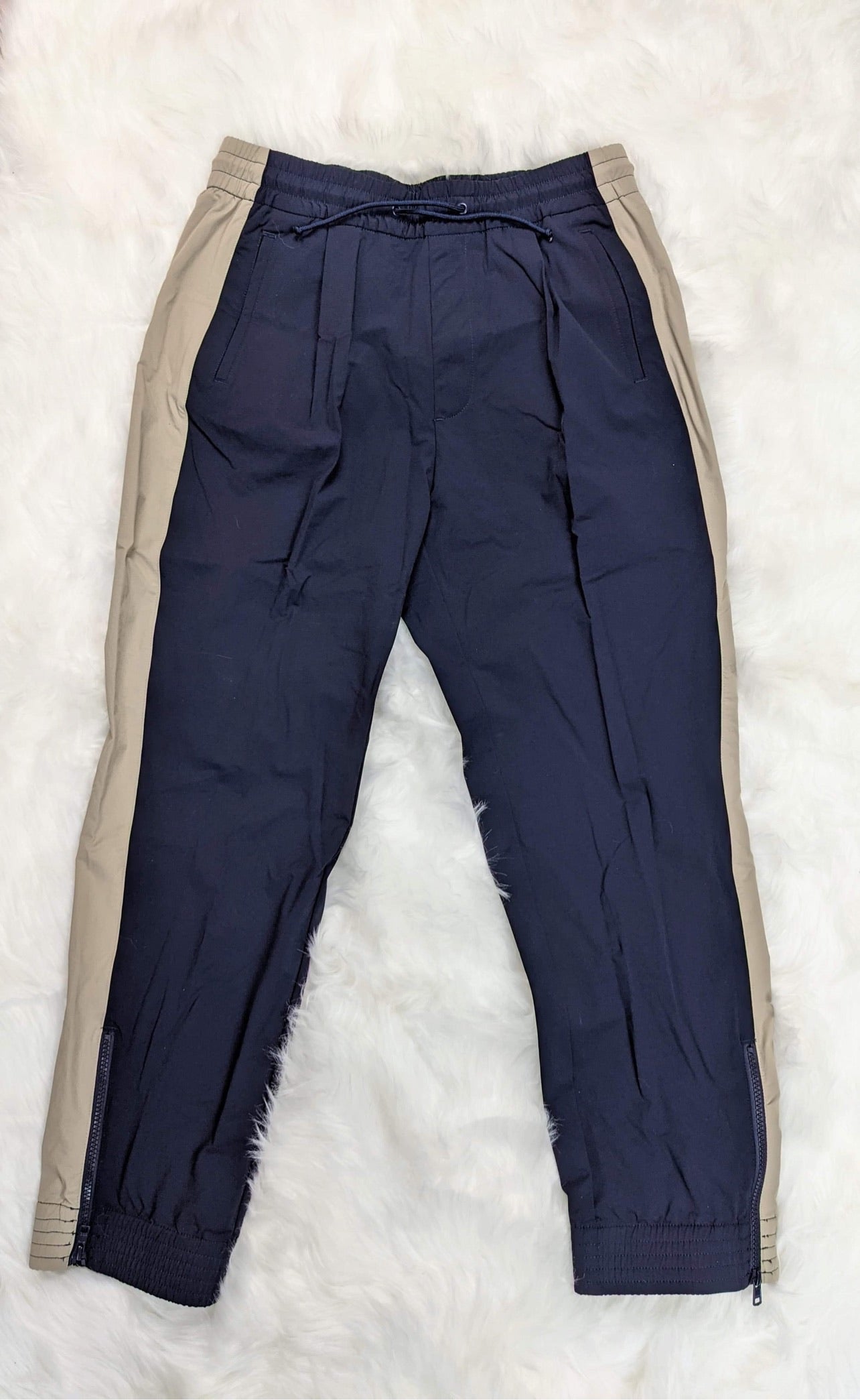 track pants blue beige stripes retro style