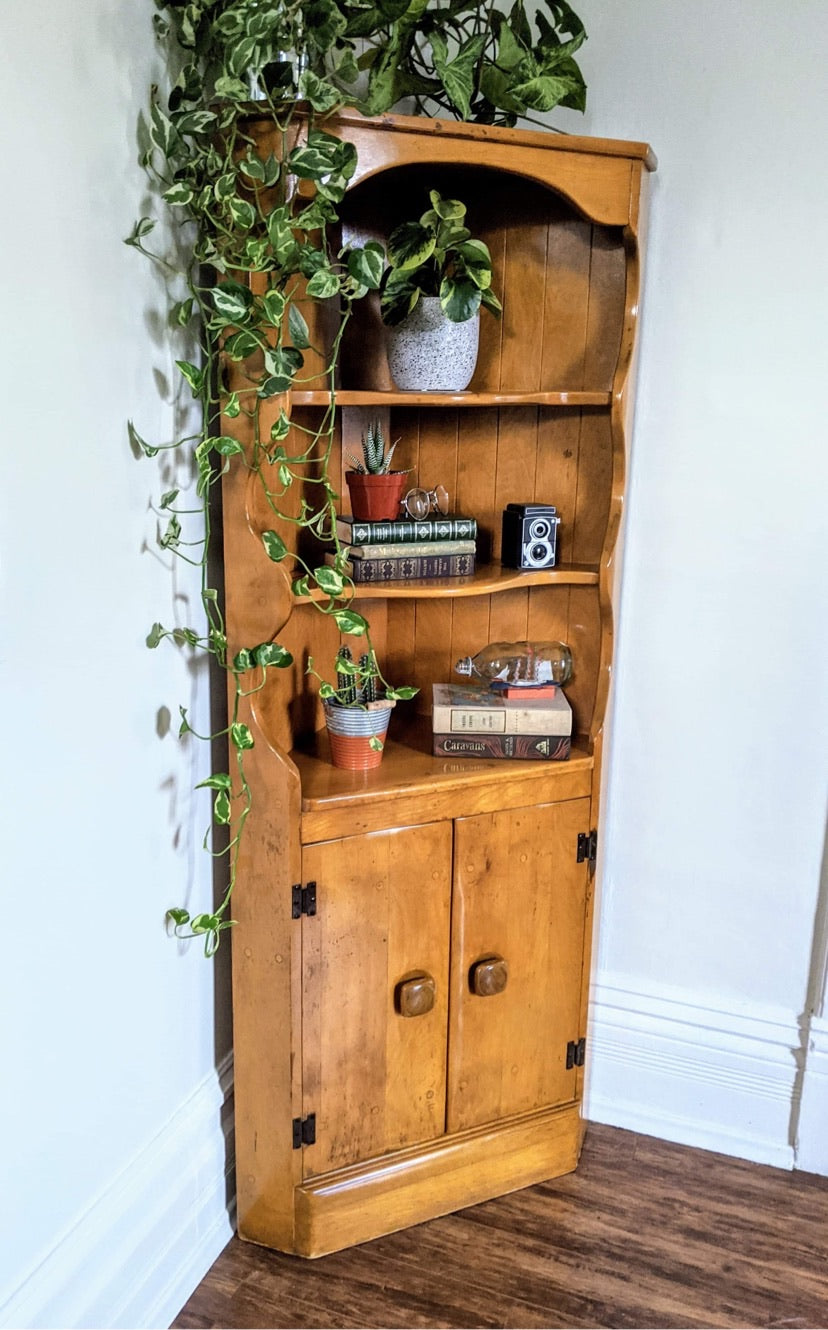 The Sea Side Shelf Cabinet