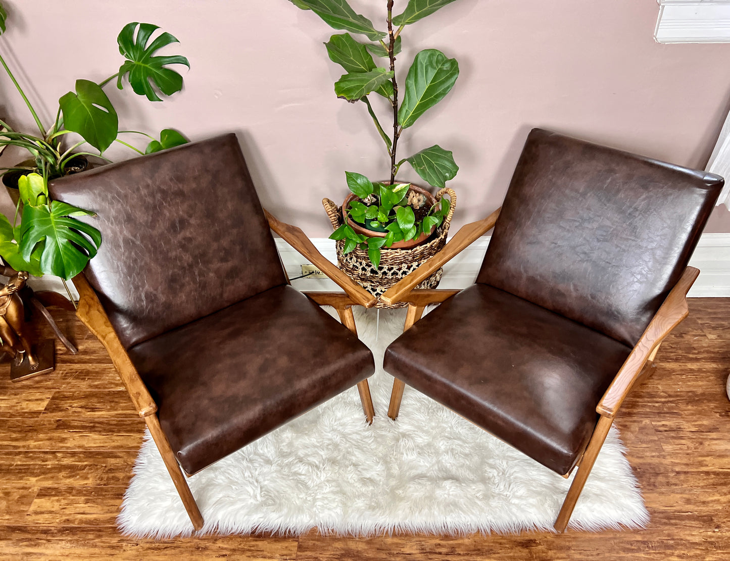 The Zephyr Lounge Chair
