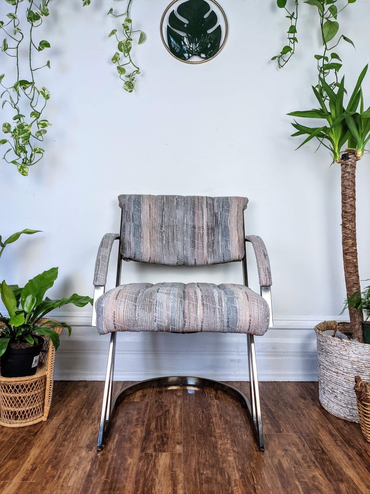 The Saturn Chairs