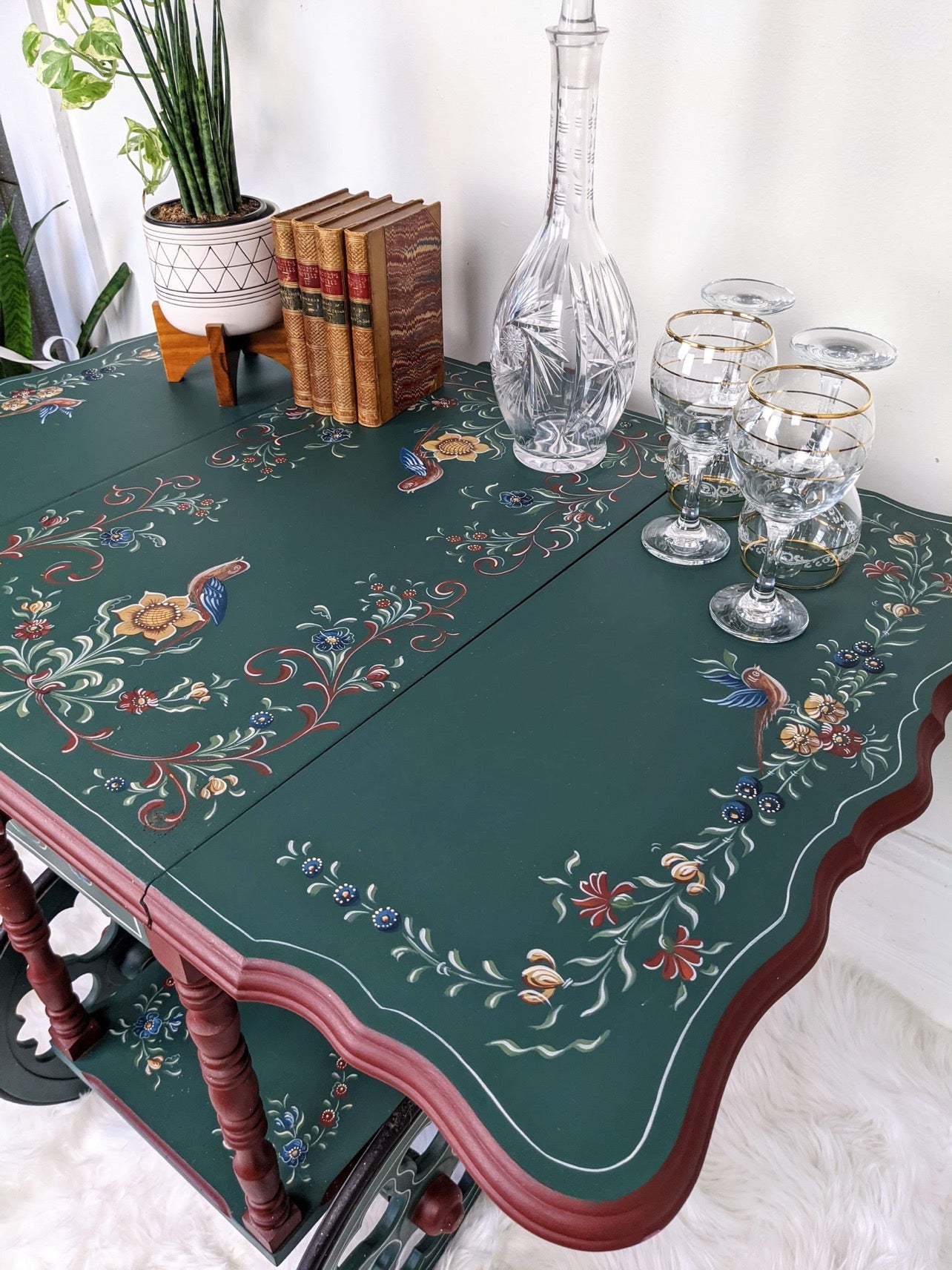 The Bluebird Trolley Cart