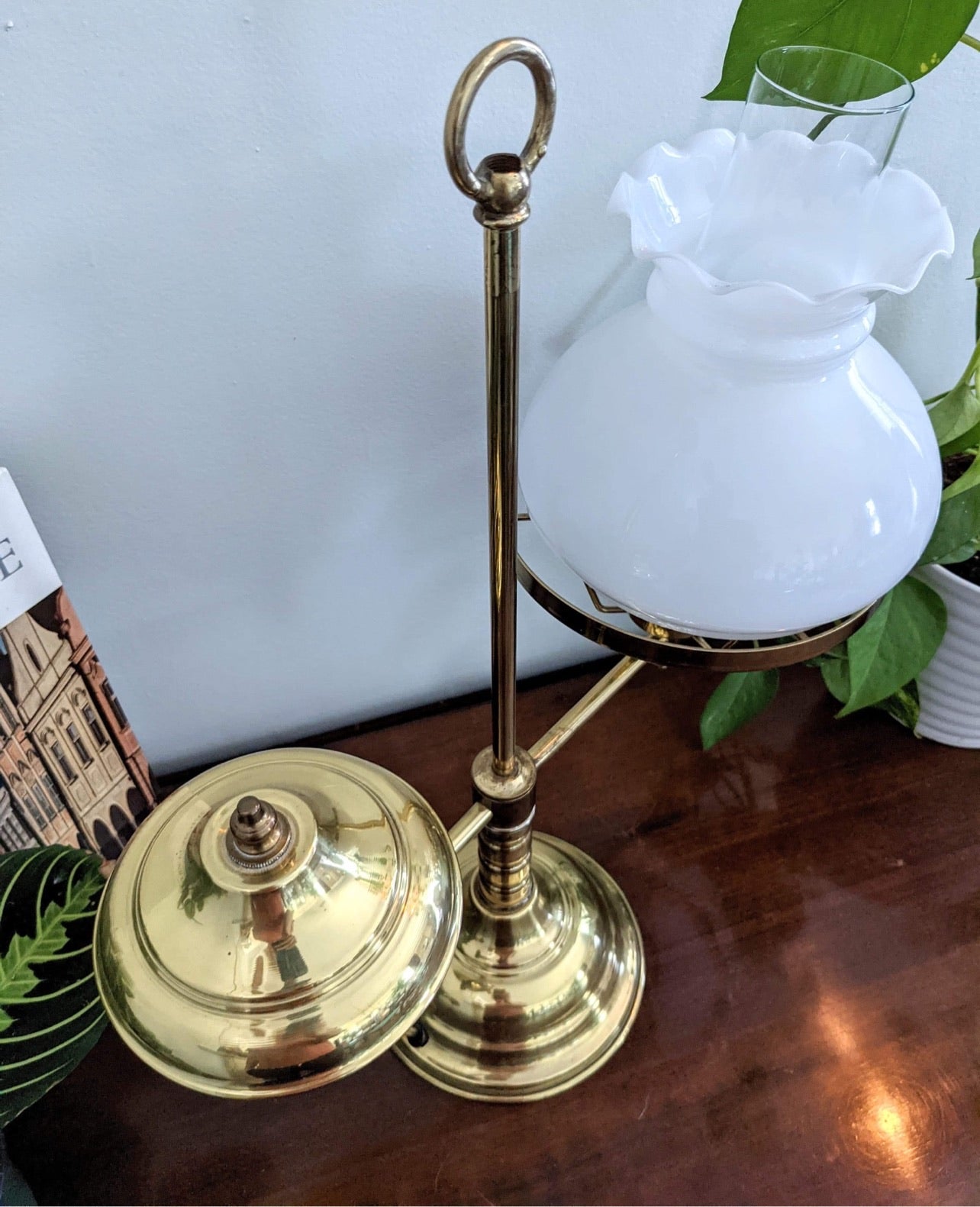 The Scales of Light Lamp
